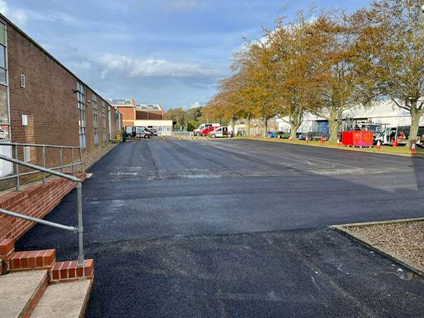 machine lay car park in norwich using a 40mm x 10 mm sma