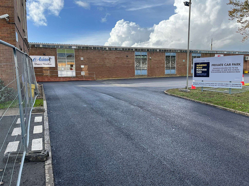 Access road to carpark