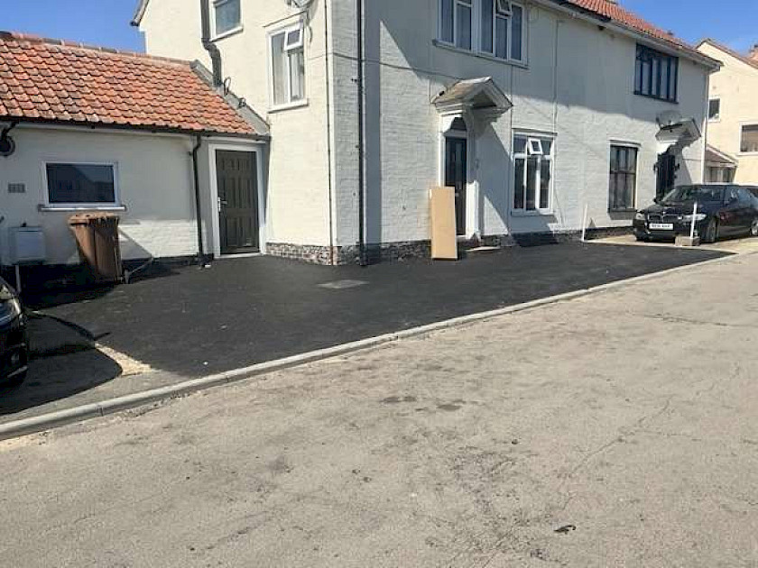 Tarmac overlay