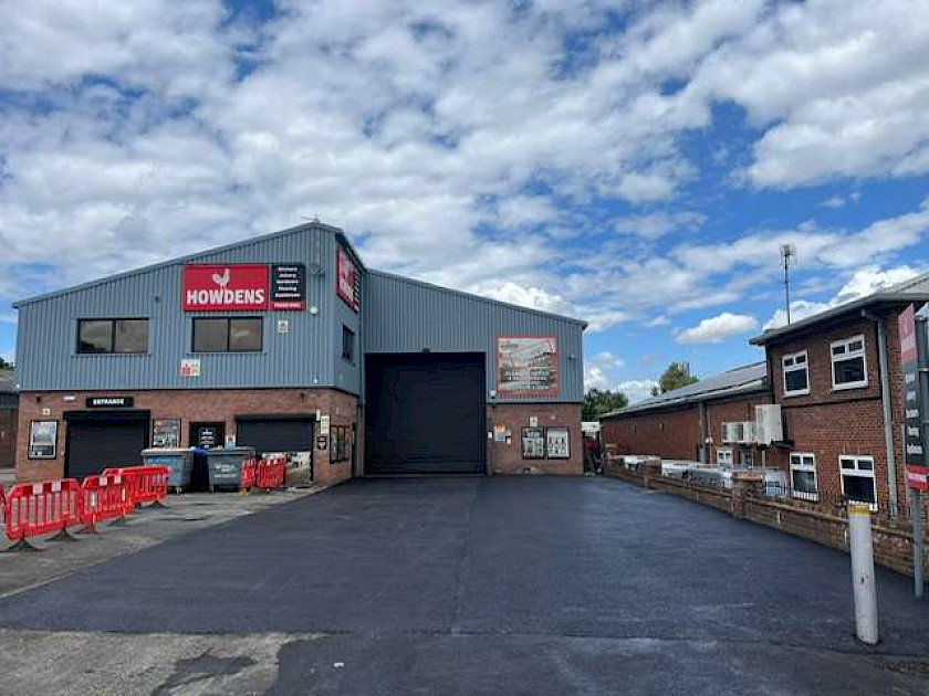 Tarmac vehicle access to Howdens, Brentwood
